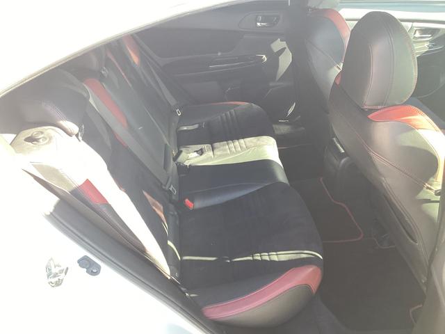 ＷＲＸ ＳＴＩ ＳＴＩ　／１８インチアルミ・ＴＥ３７ＳＬ／コンチネンタル・ＥＸＴＲＥＭＥＣＯＮＴＡＣＴ／ＨＫＳ車高調／フジツボマフラー／カロッツェリアナビ／Ｂｌｕｅｔｏｏｔｈ／音楽録音再生／ＣＤ／ＥＴＣ２．０／パワーシート／（5枚目）