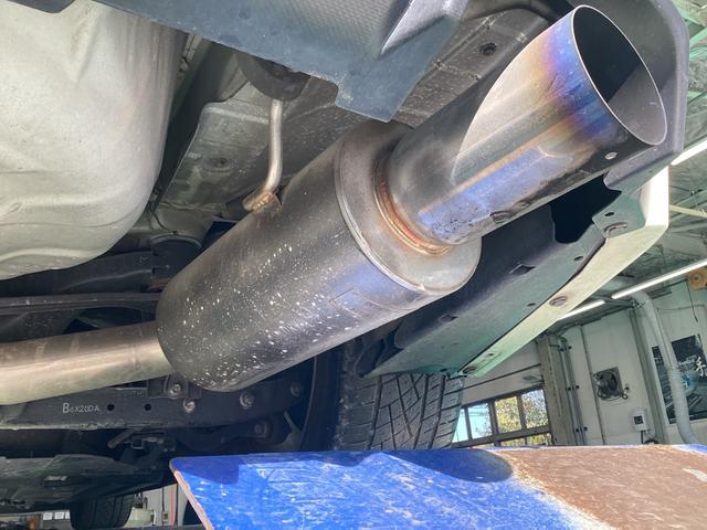 ＷＲＸ ＳＴＩ ＳＴＩ　／１８インチアルミ・ＴＥ３７ＳＬ／コンチネンタル・ＥＸＴＲＥＭＥＣＯＮＴＡＣＴ／ＨＫＳ車高調／フジツボマフラー／カロッツェリアナビ／Ｂｌｕｅｔｏｏｔｈ／音楽録音再生／ＣＤ／ＥＴＣ２．０／パワーシート／（40枚目）