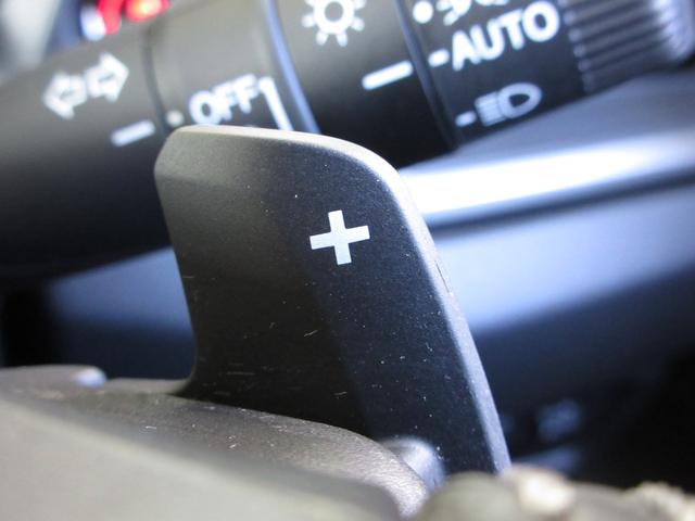 WR-V Z+ 禁煙車ホンダセンシング純正9インチメモリーナビBluetoothドラレコETCRカメラワンオーナー 追突軽減ブレーキ フルセグテレビ サイドエアバッグ USB 盗難防止システム 運転席エアバッグ(15枚目)