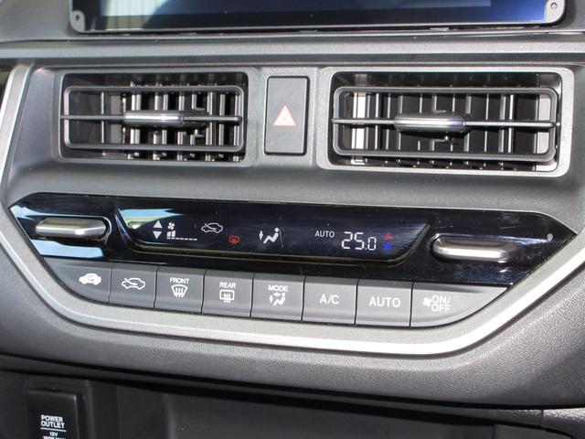 WR-V Z+ 禁煙車ホンダセンシング純正9インチメモリーナビBluetoothドラレコETCRカメラワンオーナー 追突軽減ブレーキ フルセグテレビ サイドエアバッグ USB 盗難防止システム 運転席エアバッグ(16枚目)