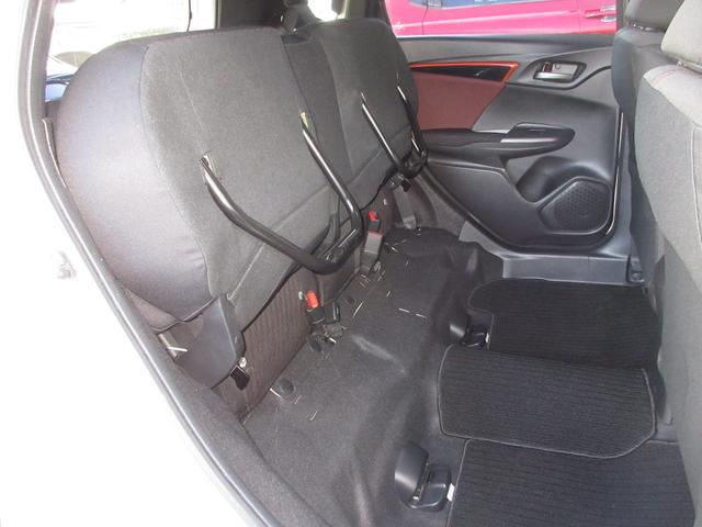 フィット RSホンダセンシング 純正メモリーナビBluetoothドラレコETCRカメラワンオーナー LEDヘッド オートクルーズコントロール Dレコ Bカメラ オートエアコン アイドリングストップ スマートキー 地デジTV ABS(17枚目)