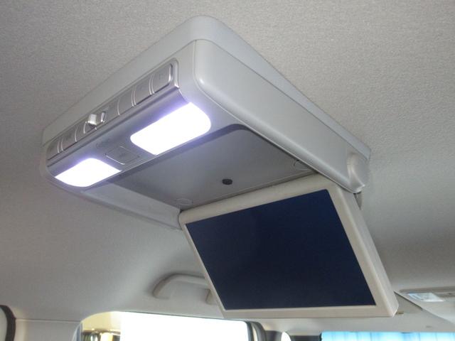 N-BOXカスタム G・Aパッケージ 純正メモリーナビBluetoothETCRカメラワンオーナー 追突被害軽減ブレーキ iストップ サイドSRS 両側電動ドア 運転席エアバッグ 横滑り防止装置付き 地デジ パワーウインドウ ナビテレビ(9枚目)