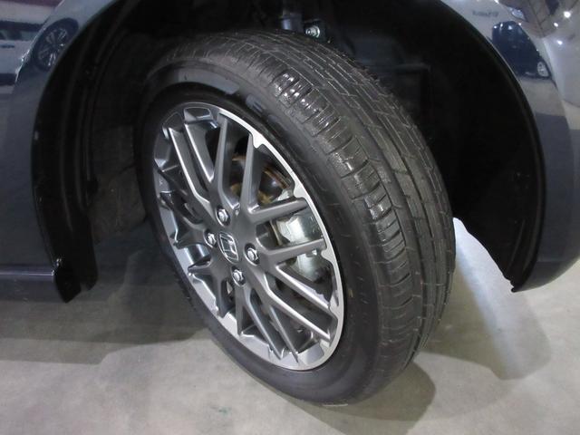 N-BOXカスタム ターボ 雹害車 禁煙 ワンオーナー 点検パック当社実施済み オーディオレス サイドカーテンエアバッグ シートヒーター 両側パワースライドドア LED オートライトコントロール 純正15インチアルミホイール(24枚目)