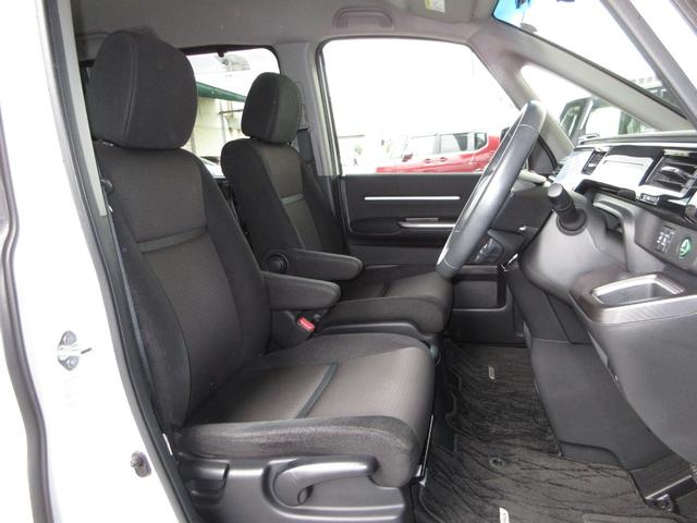 ステップワゴンスパーダ e:HEVスパーダGホンダセンシング 純正10インチメモリーナビBluetoothドラレコETCRカメラワンオーナー クリアランスソナー LEDライト ドライブレコーダ セキュリティアラーム カーテンエアバック 横滑り防止装置 Bカメラ(25枚目)