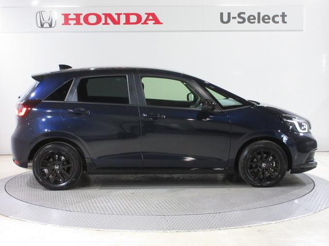 フィット e:HEVホームブラックスタイル 禁煙車ホンダセンシングホンダコネクトディスプレイBluetoothドラレコRカメラETCワンオーナー 全周囲カメラ オートライト Bカメラ 1オーナー LEDライト クリアランスソナー サイドSRS(7枚目)