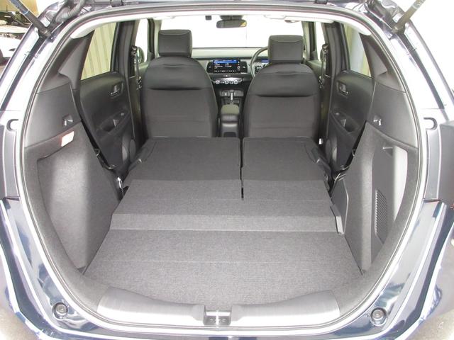 フィット e:HEVホームブラックスタイル 禁煙車ホンダセンシングホンダコネクトディスプレイBluetoothドラレコRカメラETCワンオーナー 全周囲カメラ オートライト Bカメラ 1オーナー LEDライト クリアランスソナー サイドSRS(17枚目)