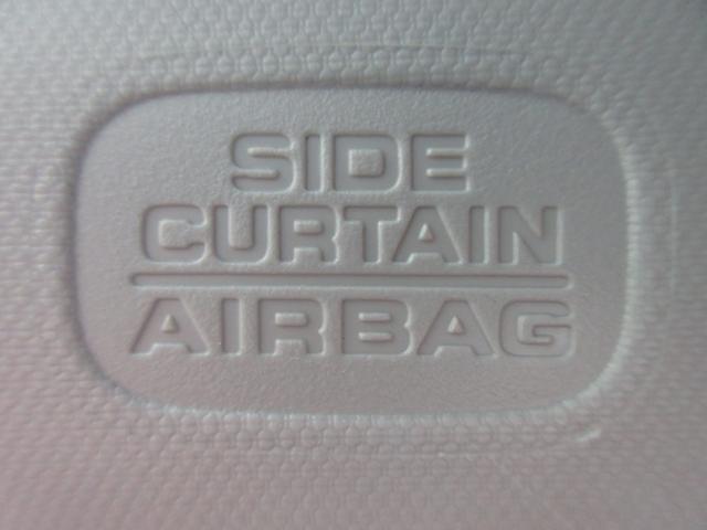 フィットハイブリッド Lホンダセンシング 純正メモリーナビBluetoothドラレコETCRカメラワンオーナー 軽減ブレーキ LED サイドSRS 横滑り防止 ドライブレコーダー 記録簿 パワーステアリング 盗難防止装置 オートクルーズ 禁煙(19枚目)