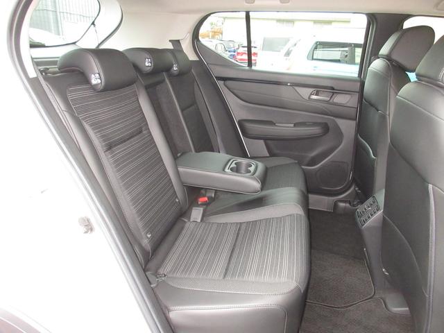 WR-V Zブラックスタイル 純正9インチナビ・ドラレコ・デモカーUP・禁煙車・パドルシフト・17インチアルミ・LEDフォグライト・コンビシート・アームレスト付センターコンソール・シャークフィンアンテナ・Apple CarPlay(18枚目)