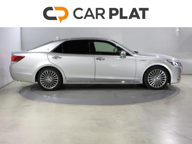 クラウンマジェスタ Ｆバージョン　／禁煙車／２オーナー／トヨタ純正ＨＤＤナビ／フルセグ／ＢＴＡ／ＵＳＢ／音楽録音再生／ＤＶＤ／ＣＤ／全周囲カメラ／ＥＴＣ／ドラレコ／本革シート／ブラインドスポットＭ／ＬＥＤライト／スマキー／純正ＡＷ／（9枚目）