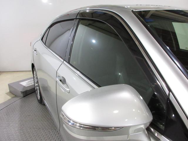 クラウンマジェスタ Ｆバージョン　／禁煙車／２オーナー／トヨタ純正ＨＤＤナビ／フルセグ／ＢＴＡ／ＵＳＢ／音楽録音再生／ＤＶＤ／ＣＤ／全周囲カメラ／ＥＴＣ／ドラレコ／本革シート／ブラインドスポットＭ／ＬＥＤライト／スマキー／純正ＡＷ／（11枚目）