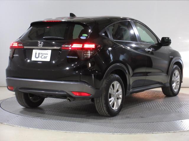 ヴェゼル ハイブリッドX・ホンダセンシング 禁煙車 純正メモリナビ BTA ETC Rカメラ ワンオーナー コーナーセンサー 地デジ スマキー オートエアコン VSA LEDヘッドライト ETC車載器 ABS USB 電格ミラー 1オナ Bモニ(10枚目)