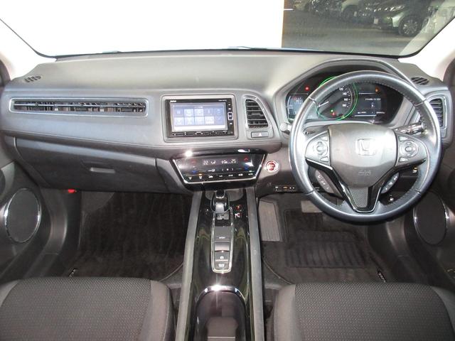 ヴェゼル ハイブリッドX・ホンダセンシング 禁煙車 純正メモリナビ BTA ETC Rカメラ ワンオーナー コーナーセンサー 地デジ スマキー オートエアコン VSA LEDヘッドライト ETC車載器 ABS USB 電格ミラー 1オナ Bモニ(11枚目)