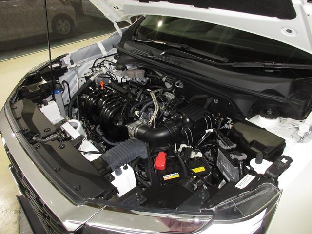 WR-V Z+ 禁煙車ホンダセンシング純正9インチメモリーナビBluetoothETCRカメラワンオーナー クリソナ 追突軽減ブレーキ フルセグテレビ サイドエアバッグ USB 盗難防止システム 運転席エアバッグ(4枚目)