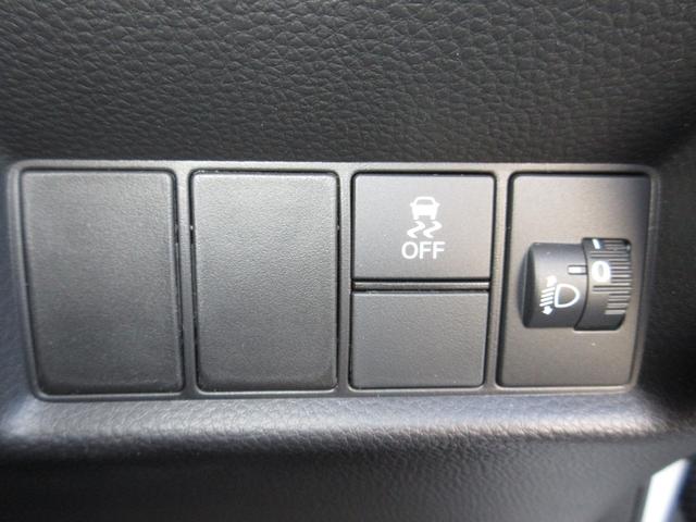 フィット e:HEVホームブラックスタイル 禁煙車ホンダセンシング純正9インチメモリーナビBluetoothドラレコETCRカメラワンオーナー オートライト Bカメラ 1オーナー LEDライト クリアランスソナー サイドSRS VSA 衝突軽減(13枚目)