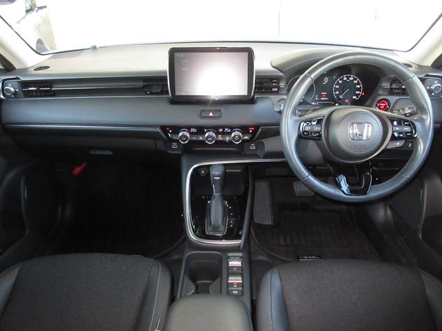 ヴェゼル e:HEVZ ホンダセンシングパナソニック9インチメモリーナビBluetoothドラレコETCRカメラワンオーナー 衝突回避支援ブレーキ機能 1オナ スマキ フルオートエアコン Dレコ エアバッグ 両席エアバック(9枚目)