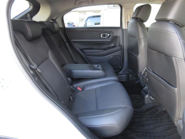 ヴェゼル e:HEVZ ホンダセンシングパナソニック9インチメモリーナビBluetoothドラレコETCRカメラワンオーナー 衝突回避支援ブレーキ機能 1オナ スマキ フルオートエアコン Dレコ エアバッグ 両席エアバック(17枚目)