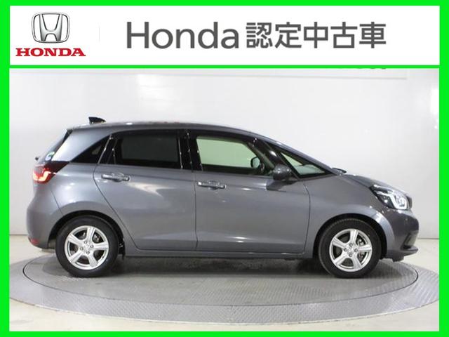 フィット e:HEVホーム ・ワンオーナー ・禁煙 ・5万9千キロ ・車検…令和9年8月 ・純正9インチナビ ・リアカメラ ・ETC ・ホンダセンシング ・前後ドラレコ ・ドアバイザー ・LEDヘッドライト ・1年保証(20枚目)