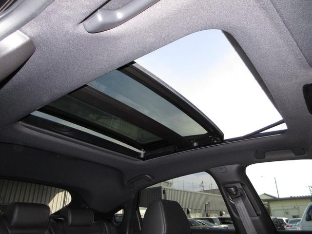 シビック ｅ：ＨＥＶＥＸ　禁煙車ホンダセンシングホンダコネクトディスプレイＢｌｕｅｔｏｏｔｈドラレコＥＴＣＲカメラワンオーナー　衝突被害軽減ブレーキ　Ｂカメラ　シートヒーター　フルセグ　ＬＥＤヘッドライト　サンルーフ　ＥＳＣ（8枚目）