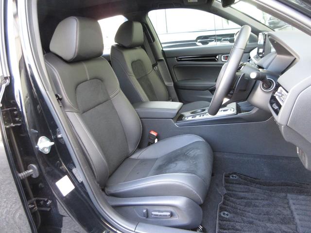 シビック ｅ：ＨＥＶＥＸ　禁煙車ホンダセンシングホンダコネクトディスプレイＢｌｕｅｔｏｏｔｈドラレコＥＴＣＲカメラワンオーナー　衝突被害軽減ブレーキ　Ｂカメラ　シートヒーター　フルセグ　ＬＥＤヘッドライト　サンルーフ　ＥＳＣ（30枚目）