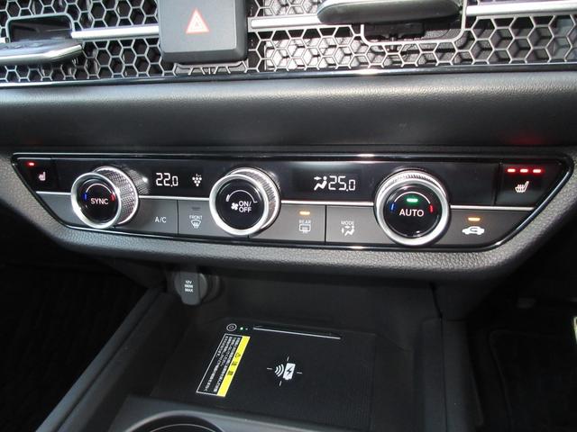 ZR-V e:HEVZ 禁煙車ホンダセンシングホンダコネクトディスプレイBluetoothETCRカメラワンオーナー Pセンサー レザー Bカメラ サイドエアバック パワ-シ-ト ナビTV LEDヘッドライト USB接続(16枚目)