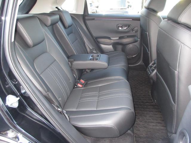 ZR-V e:HEVZ 禁煙車ホンダセンシングホンダコネクトディスプレイBluetoothETCRカメラワンオーナー Pセンサー レザー Bカメラ サイドエアバック パワ-シ-ト ナビTV LEDヘッドライト USB接続(19枚目)