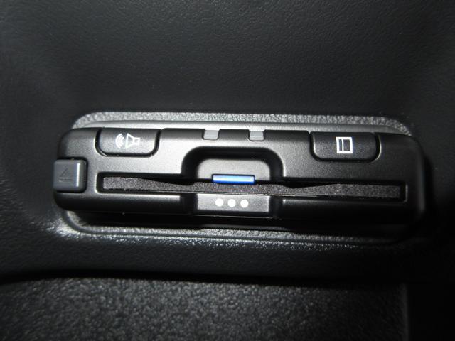 Ｎ－ＢＯＸカスタム ベースグレード　禁煙車ホンダセンシング純正９インチメモリーナビＢｌｕｅｔｏｏｔｈドラレコＥＴＣＲカメラワンオーナー　Ｗ電動ドア　ＵＳＢ接続　ＣＭＢＳ　Ｄレコ　１オーナー　ベンチシート　オートエアコン　スマートキ（12枚目）