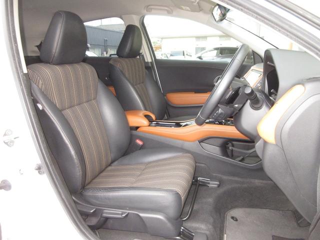 ヴェゼル ハイブリッドZ 純正メモリーナビBluetoothETCRカメラワンオーナー スマキー LEDランプ ETC付 整備記録簿 シ-トヒ-タ- サイドカーテンエアバック 運転席助手席エアバッグ VSA パワーステアリング(16枚目)