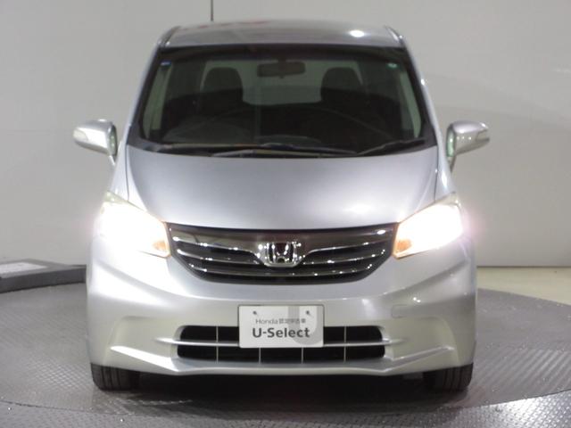 フリード Gジャストセレクション この車両は未加修現状販売「そのまんま車」になります。傷や凹み・内装を現状にて展示しております。詳しくはスタッフにお問い合わせください。純正メモリーナビRカメラ 両側Pスライドドア Bモニター パワステ(14枚目)