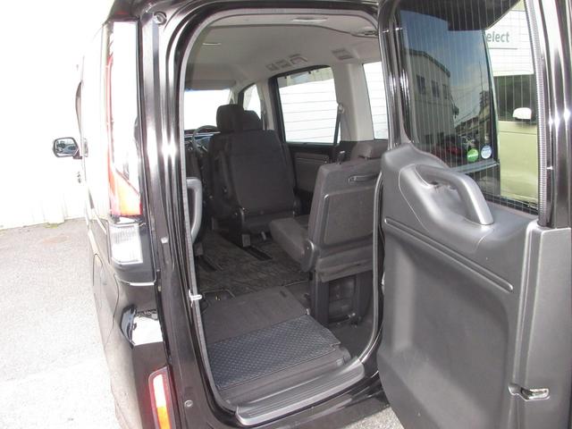 ステップワゴンスパーダ スパーダホンダセンシング ワンオーナー 禁煙 車検整備付 1年保証 メモリーナビ BTオーディオ接続 ミュージックサーバー リアカメラ ETC ヒーター付ドアミラー 両側パワースライドドア ワクワクゲート フォグライト スマキ(14枚目)