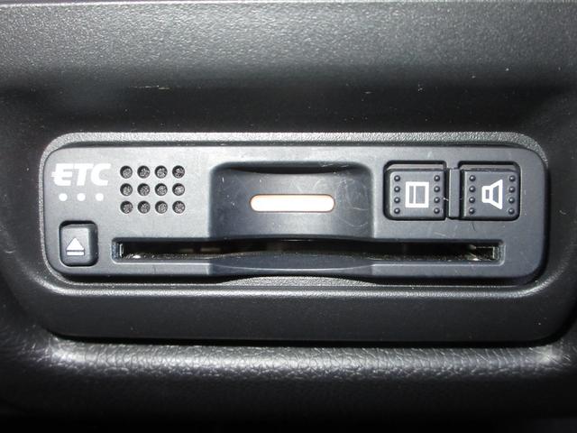 ステップワゴンスパーダ スパーダホンダセンシング ワンオーナー 禁煙 車検整備付 1年保証 メモリーナビ BTオーディオ接続 ミュージックサーバー リアカメラ ETC ヒーター付ドアミラー 両側パワースライドドア ワクワクゲート フォグライト スマキ(15枚目)