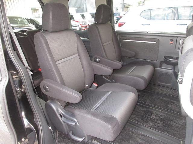 ステップワゴンスパーダ スパーダホンダセンシング ワンオーナー 禁煙 車検整備付 1年保証 メモリーナビ BTオーディオ接続 ミュージックサーバー リアカメラ ETC ヒーター付ドアミラー 両側パワースライドドア ワクワクゲート フォグライト スマキ(24枚目)