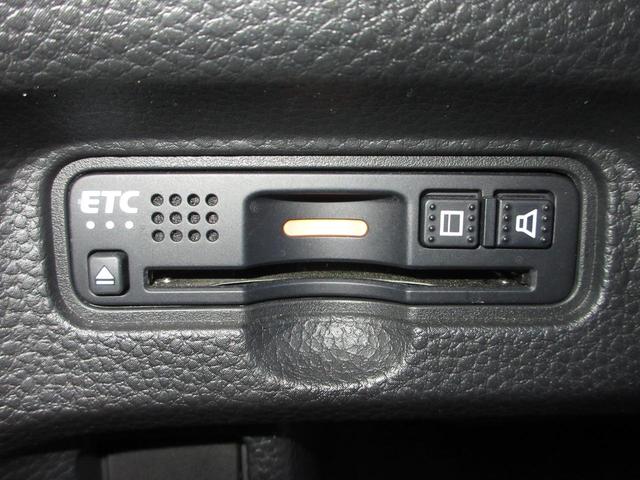 Ｎ－ＢＯＸカスタム Ｇ・Ｌターボホンダセンシング　いまコレ＋フロアマット・純正ナビ・Ｒカメラ・１オーナー・禁煙車・両側電動スライド・前車追従・レーンアシスト・サイド＆カーテンエアバック・ミュージックプレイヤー接続・ＵＳＢ端子・ＭＴモード・アルミ・（10枚目）