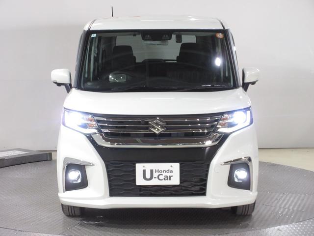 アイポイントを、見晴らしのよさと乗用車としての落ち着き感を適度にバランスさせた高さ頭上のゆとり、そして足元の広さ。コンパクトカーとは思えないほど広々とした空間です。自然とみんなの笑顔がひろがります♪