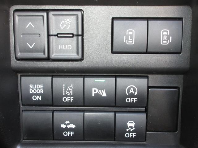 ＶＳＴ（車両挙動安定化制御システム）とは、従来の車輪のロックを防ぐＡＢＳ、車輪の空転を抑制するＴＣＳに加え、クルマの横滑り、曲がるを制御し、走る・曲がる・止まるの全領域で安定性を確保するシステムです。