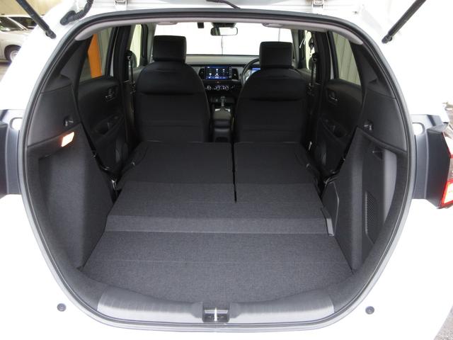 フィット e:HEVホーム 禁煙車ホンダセンシング純正9インチメモリーナビBluetoothドラレコETCRカメラワンオーナー 前後誤発進抑制機能 クリソナ 助手席エアバッグ 運転席エアバッグ 1オナ アイドリングストップ(19枚目)