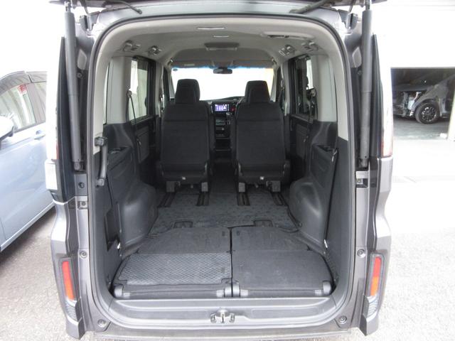 ステップワゴンスパーダ スパーダアドバンスパッケージα ・ワンオーナー ・禁煙 ・2列目キャプテンシート(7人乗りシート) ・走行7万1千キロ ・車検…令和9年3月 ・純正ナビ ・リアカメラ ・ETC ・両側電動スライドドア ・後席用モニター ・1年保証付(20枚目)