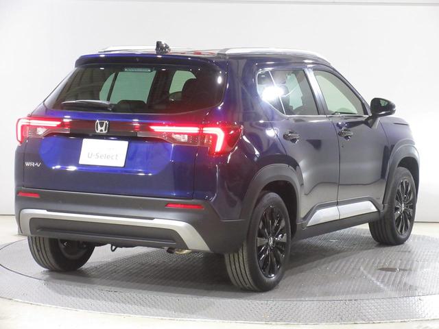 WR-V Z+ブラックスタイル 当社元試乗車 禁煙 純正9インチコネクトナビ リアカメラ ETC ドラレコ BLACKSTYLE専用装備 Z+専用エクステリア パーセルカバー 本革巻ステアリングホイール+セレクトレバー LEDライト(8枚目)