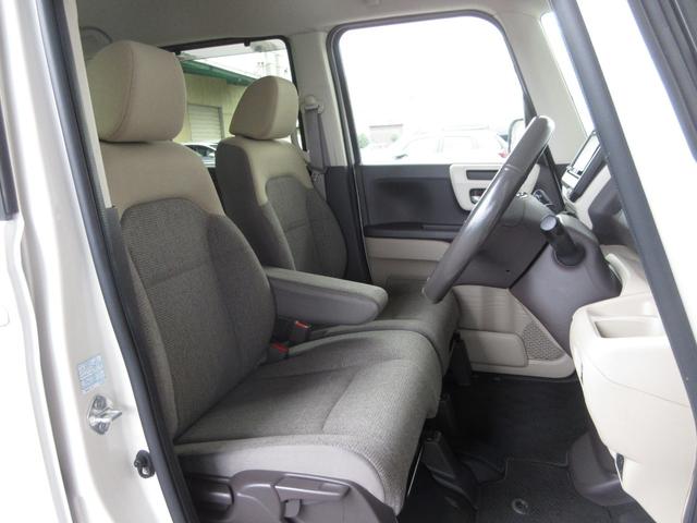 Ｎ－ＢＯＸ Ｇ・Ｌホンダセンシング　禁煙車　ワンオーナー　社外ナビ　Ｂｌｕｅｔｏｏｔｈ　ＵＳＢ　フルセグ　リアカメラ　ＥＴＣ　スマートキー　助手席側パワースライドドア　ＬＥＤヘッドライト　ドアバイザー（19枚目）