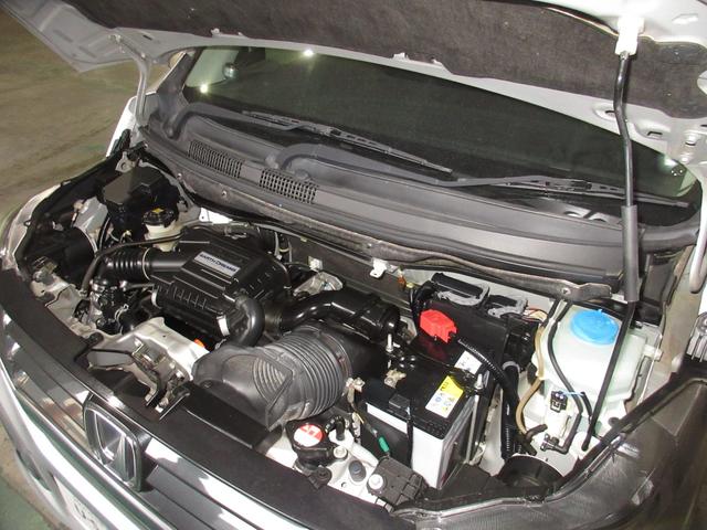 内装、外装、エンジンルームの隅ずみまでクリーニングを実施してお渡しします！プロが仕上げをしましたからピッカピカですよ〜！点検整備もきっちり実施いたします。