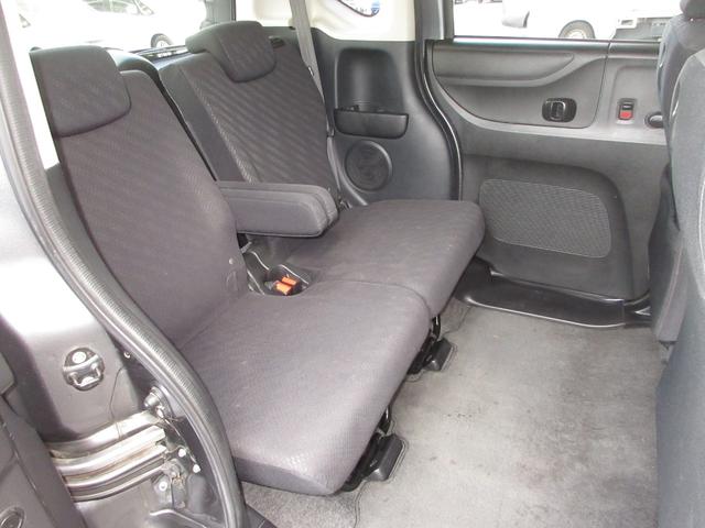 N-BOXカスタム G・Aパッケージ ケンウッドメモリーナビBluetooth 追突被害軽減ブレーキ iストップ サイドSRS 両側電動ドア 運転席エアバッグ 横滑り防止装置付き USB接続 パワーウインドウ DVD キーレス 記録簿有り(22枚目)