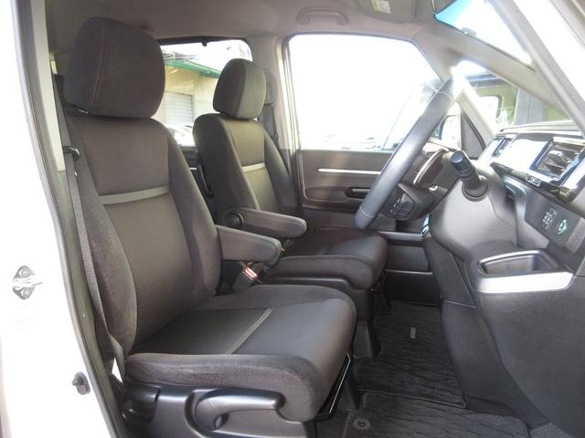 ステップワゴンスパーダ スパーダホンダセンシング　純正メモリーナビＢｌｕｅｔｏｏｔｈドラレコＥＴＣＲカメラ　盗難防止　助手席エアバッグ　Ｗパワスラ　記録簿有　地デジ　ＬＥＤライト　横滑り防止システム　オートエアコン　リアカメラ　ＵＳＢ　ナビ＆ＴＶ（14枚目）