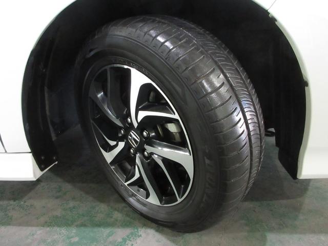 ステップワゴンスパーダ スパーダホンダセンシング　純正メモリーナビＢｌｕｅｔｏｏｔｈドラレコＥＴＣＲカメラ　盗難防止　助手席エアバッグ　Ｗパワスラ　記録簿有　地デジ　ＬＥＤライト　横滑り防止システム　オートエアコン　リアカメラ　ＵＳＢ　ナビ＆ＴＶ（20枚目）