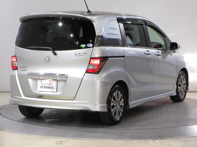 フリードスパイク Gエアロ 禁煙車 純正HDDナビ BTA ETC Rカメラ クルコン キーレス ナビTV 整備記録簿 助手席エアバッグ イモビライザー AAC 運転席エアバッグ DVD ワンセグテレビ(7枚目)