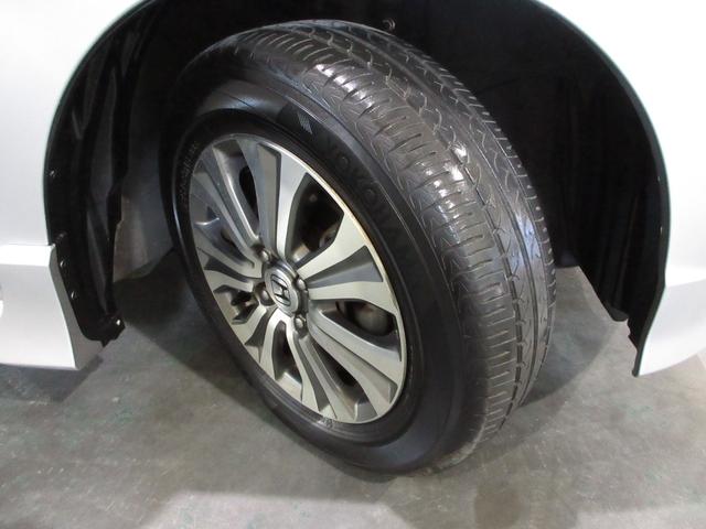 フリードスパイク Gエアロ 禁煙車 純正HDDナビ BTA ETC Rカメラ クルコン キーレス ナビTV 整備記録簿 助手席エアバッグ イモビライザー AAC 運転席エアバッグ DVD ワンセグテレビ(20枚目)