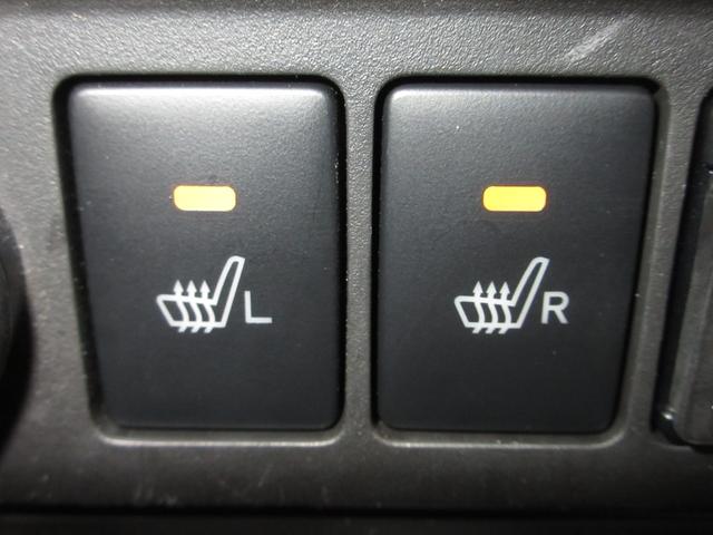 運転席＆助手席シートヒーターが付いてます。寒い冬でもスイッチＯＮで座面をあたたかくして、ドライブをさらに快適にしてくれます。