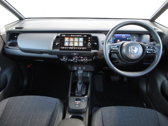 フィット e:HEVホームブラックスタイル 禁煙車ホンダセンシングホンダコネクトディスプレイBluetoothドラレコETCRカメラワンオーナー オートライト Bカメラ 1オーナー LEDライト クリアランスソナー サイドSRS VSA ABS(9枚目)