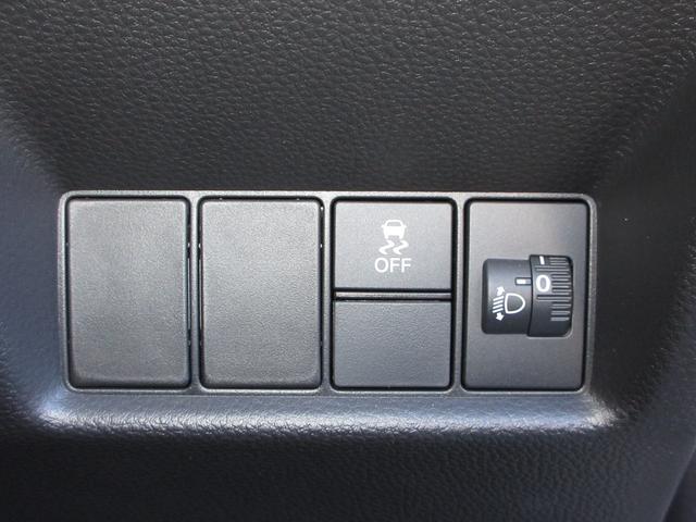 フィット e:HEVホームブラックスタイル 禁煙車ホンダセンシングホンダコネクトディスプレイBluetoothドラレコETCRカメラワンオーナー オートライト Bカメラ 1オーナー LEDライト クリアランスソナー サイドSRS VSA ABS(12枚目)