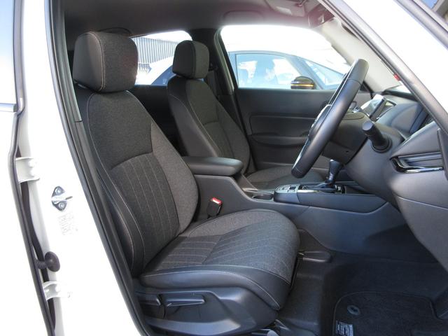 フィット e:HEVホームブラックスタイル 禁煙車ホンダセンシングホンダコネクトディスプレイBluetoothドラレコETCRカメラワンオーナー オートライト Bカメラ 1オーナー LEDライト クリアランスソナー サイドSRS VSA ABS(15枚目)