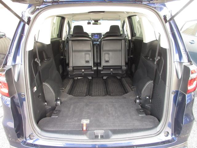 内装、外装、エンジンルームの隅ずみまでクリーニングを実施してお渡しします！プロが仕上げをしましたからピッカピカですよ〜！点検整備もきっちり実施いたします。