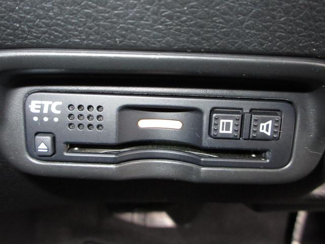 ヴェゼル Ｘ・ホンダセンシング　純正メモリーナビＢｌｕｅｔｏｏｔｈＥＴＣＲカメラワンオーナー　Ｗエアバッグ　盗難防止　アクティブクルーズコントロール　オートエアコン　ＬＥＤランプ　衝突軽減ブレ－キ　パワステ　整備記録簿　ＵＳＢポート（7枚目）